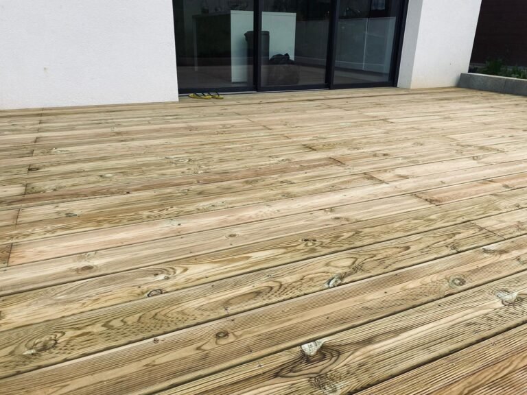 terrasse-en-pin