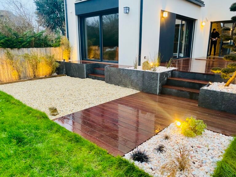 Terrasse en bois cumaru - Palis d'ardoise - Plantations