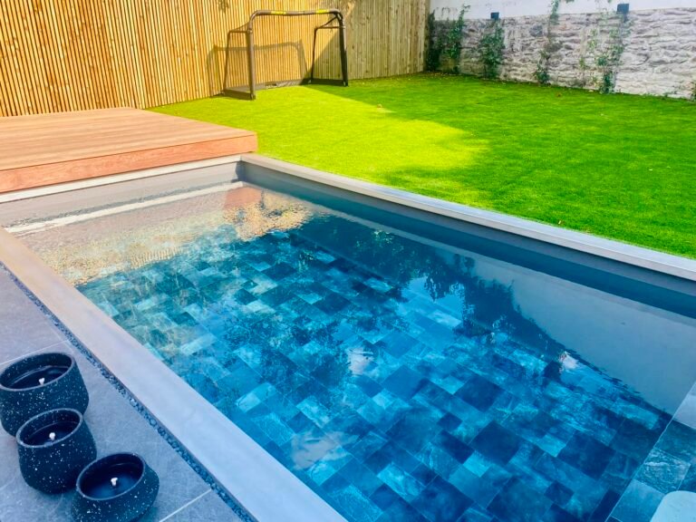Terrasse aquatique - Gazon synthétique