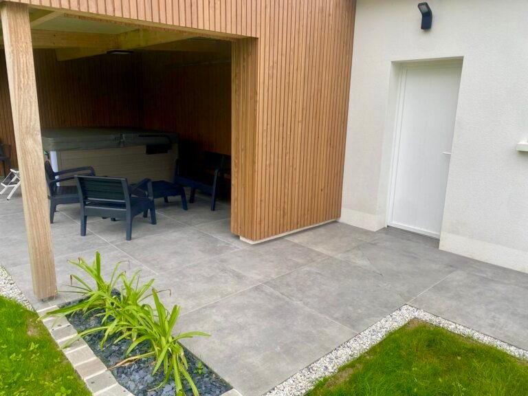 Terrasse couverte - Dallage grès cérame 100x100